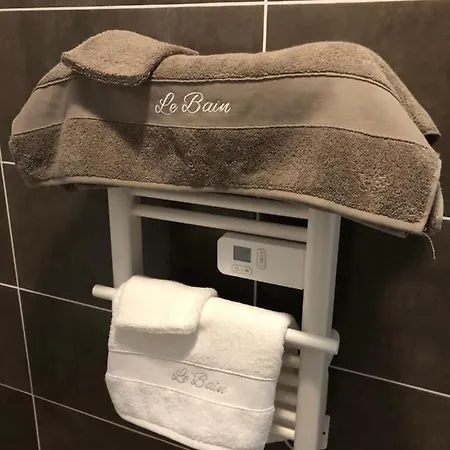 Couette-café Fromental 3*